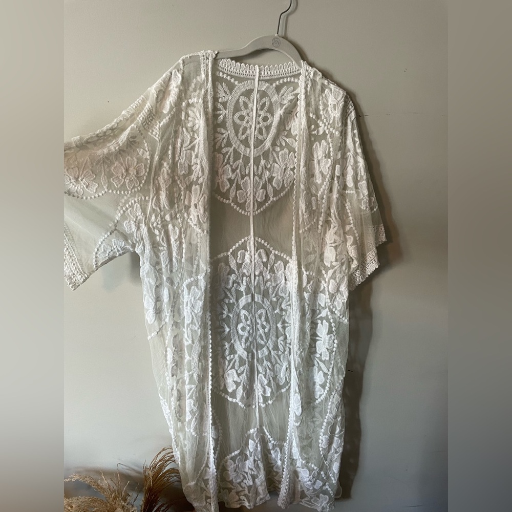 Lace kimono